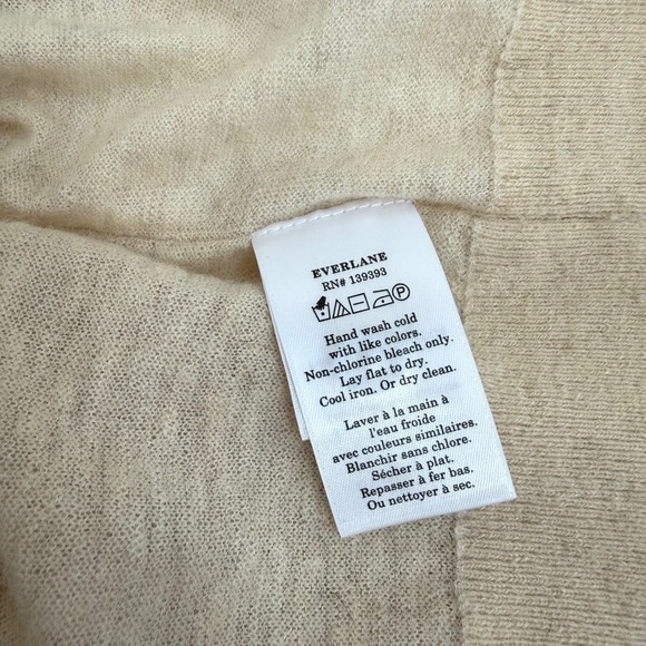 Everlane Cream Women's Cardigan Sweater - Picture 10 of 12